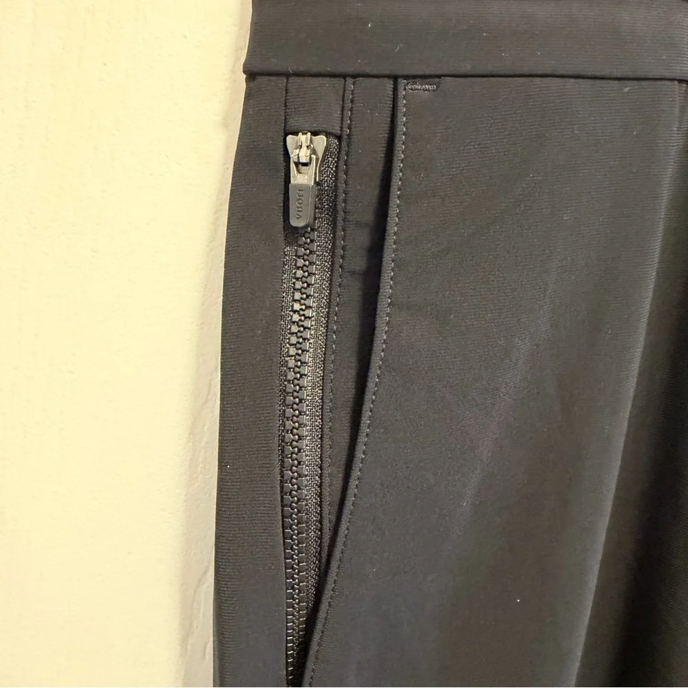 Vuori Fleet Chino Pant Athletic Slim Black Size Medium NWOT